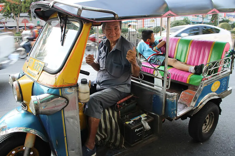 tuk tuk, taxi tourisme Thaïlande